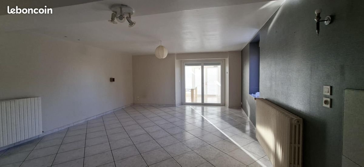 Appartement à louer, 85m², Chaffois