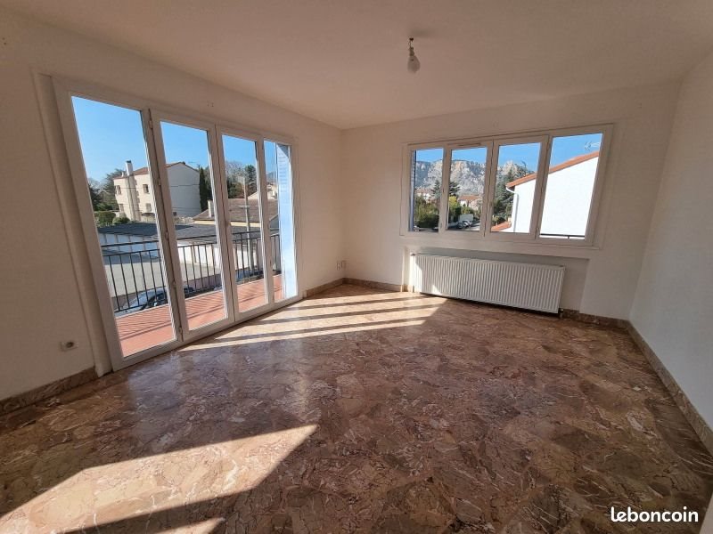 Appartement à louer, 90m², Guilherand-Granges