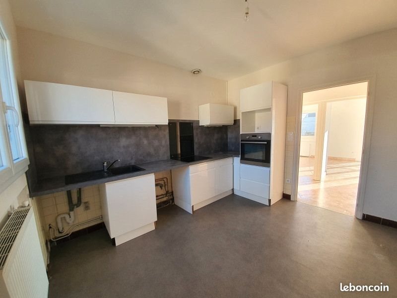 Appartement à louer, 90m², Guilherand-Granges