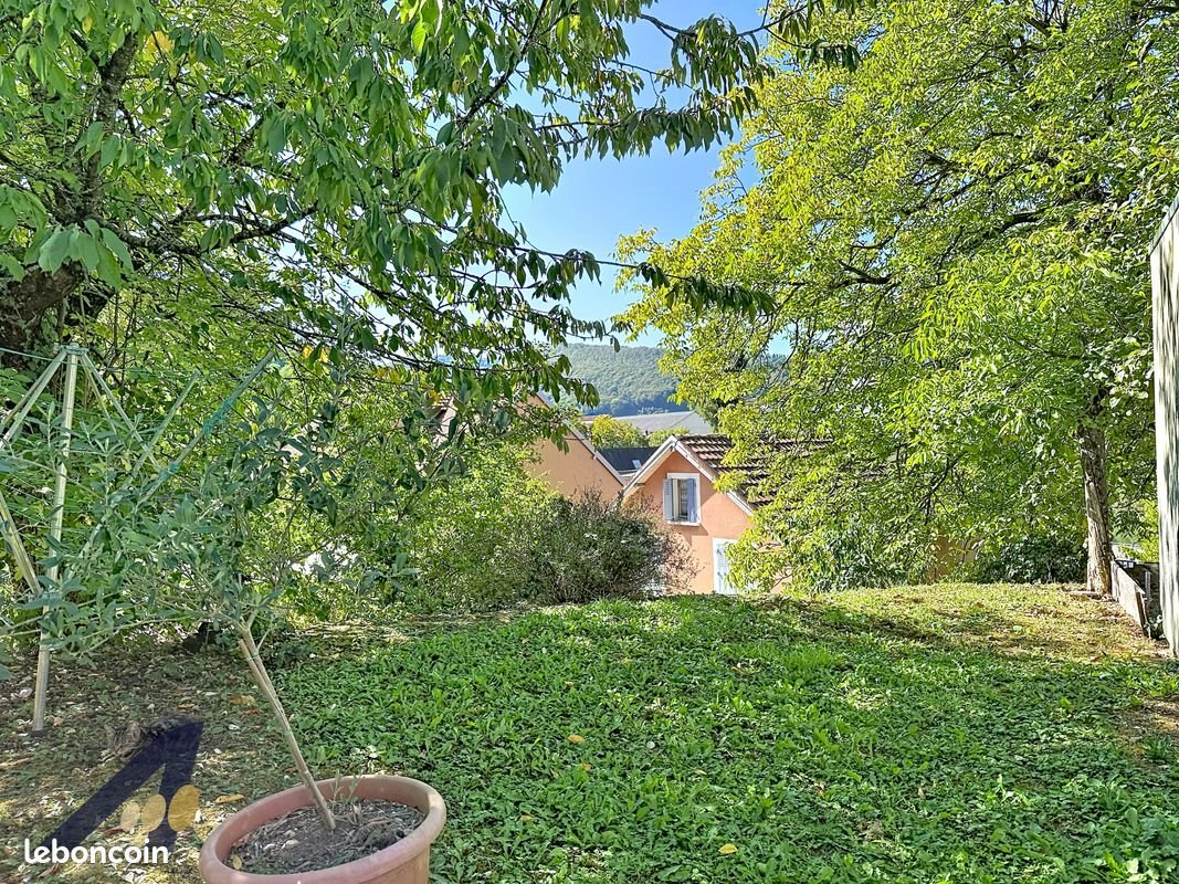 Appartement à vendre, 60m², Pont-de-Roide