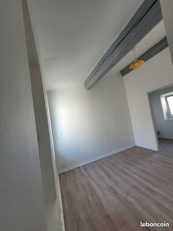Appartement à louer, 32m², Nîmes