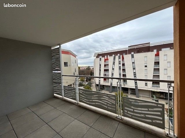Appartement à louer, 76m², Nîmes