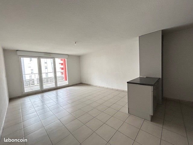Appartement à louer, 76m², Nîmes