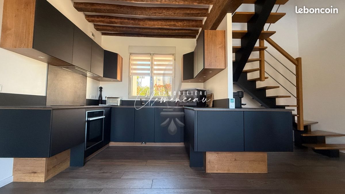 Maison à louer, 413m², Ecquevilly