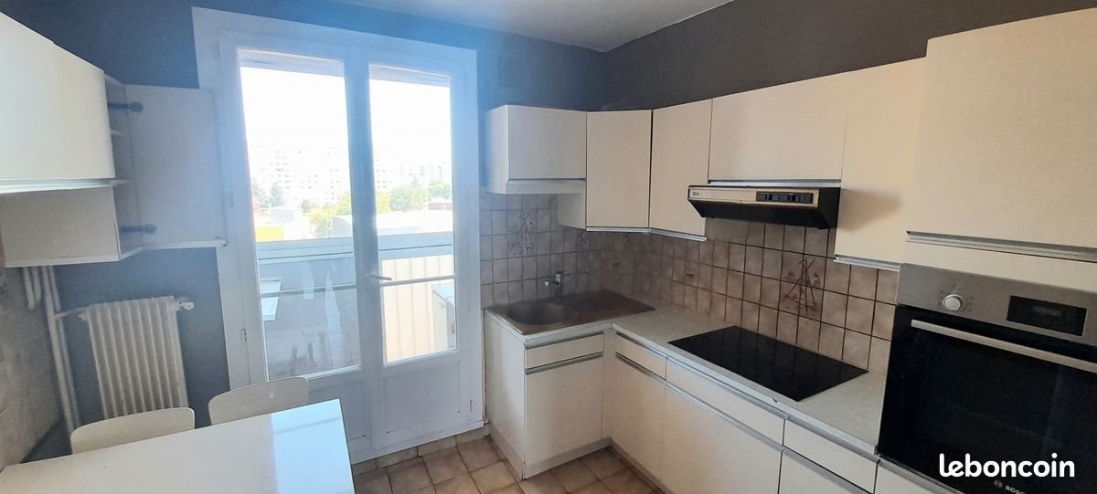 Appartement à vendre, 67m², Vénissieux
