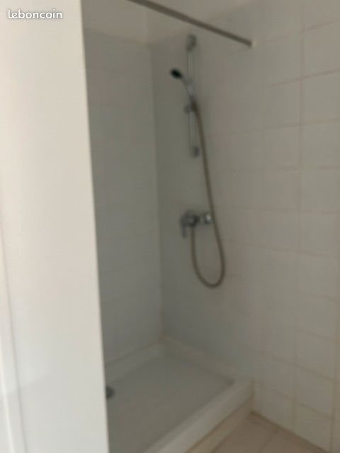 Appartement à louer, 33m², Cuges-les-Pins