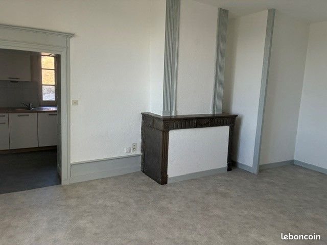 Appartement à louer, 48m², Saint-Amour