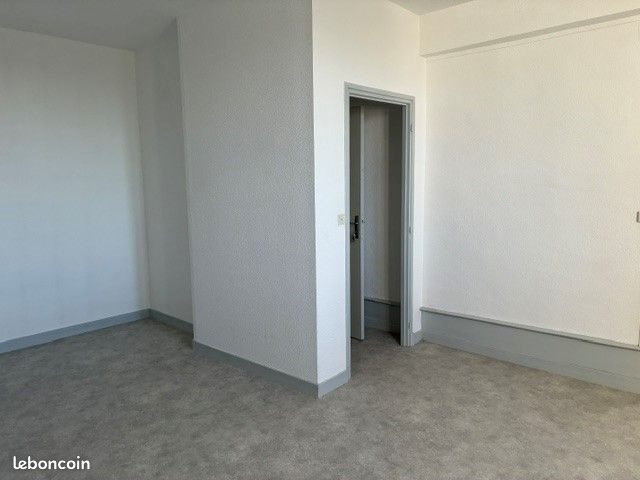 Appartement à louer, 48m², Saint-Amour
