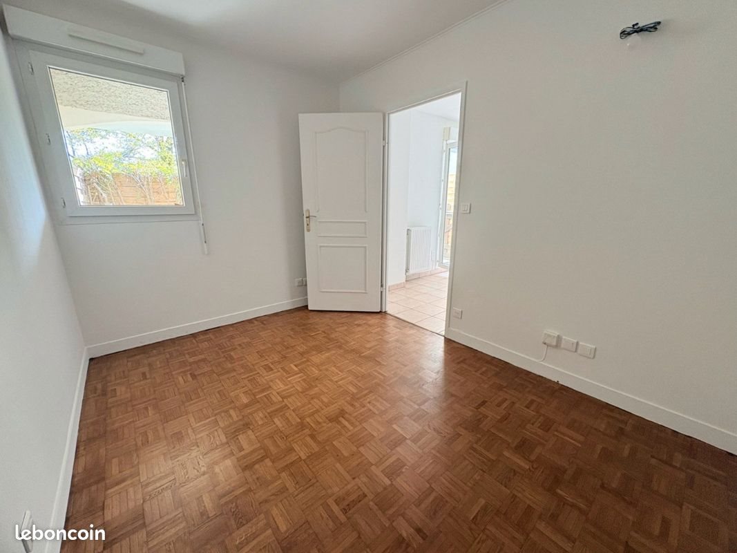 Appartement à louer, 45m², Pontault-Combault