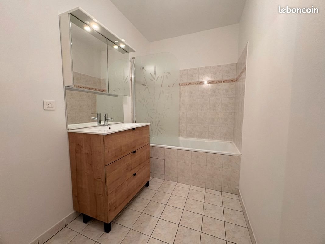 Appartement à louer, 45m², Pontault-Combault