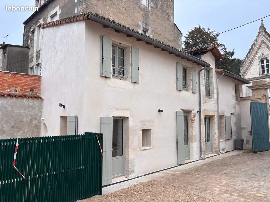 Maison à louer, 104m², Poitiers