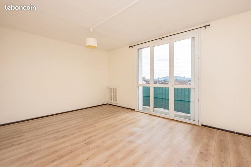 Appartement à louer, 76m², Albi