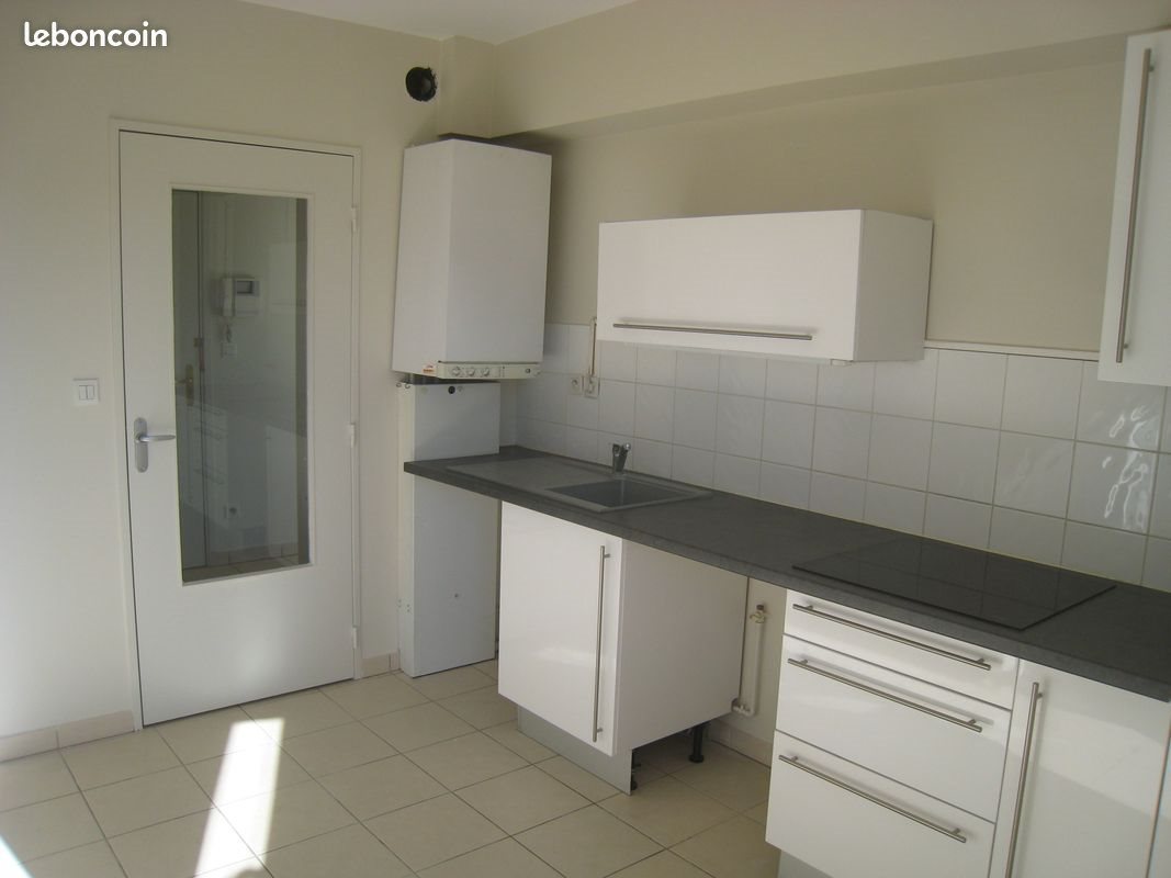 Appartement à louer, 66m², Lyon 8ème