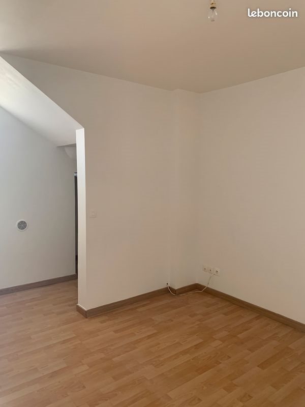 Appartement à louer, 42m², Varennes-Jarcy