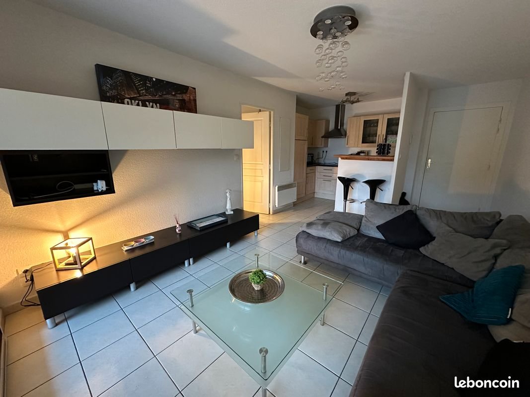 Appartement à louer, 40m², Marseille 12ème