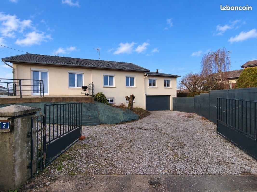 Maison à vendre, 143m², Aydoilles