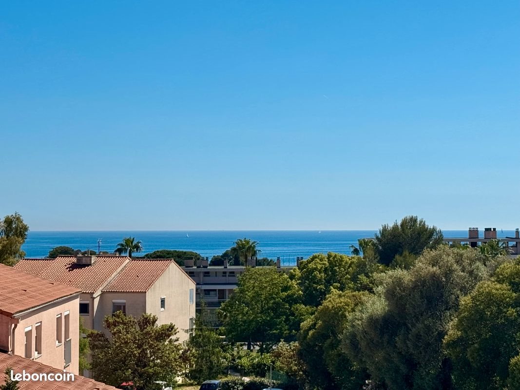 Appartement à louer, 34m², Carqueiranne