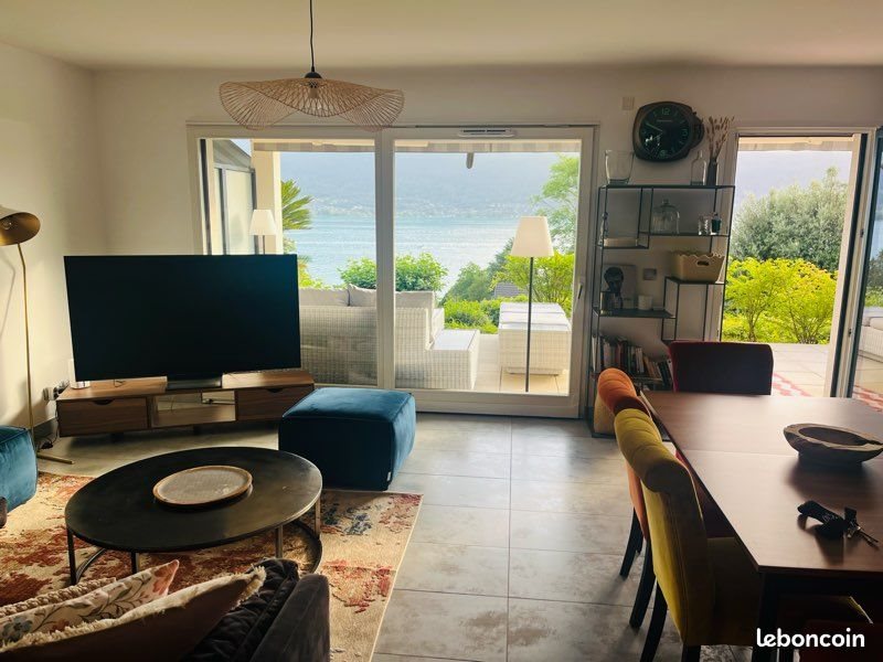Appartement à louer, 79m², Veyrier-du-Lac