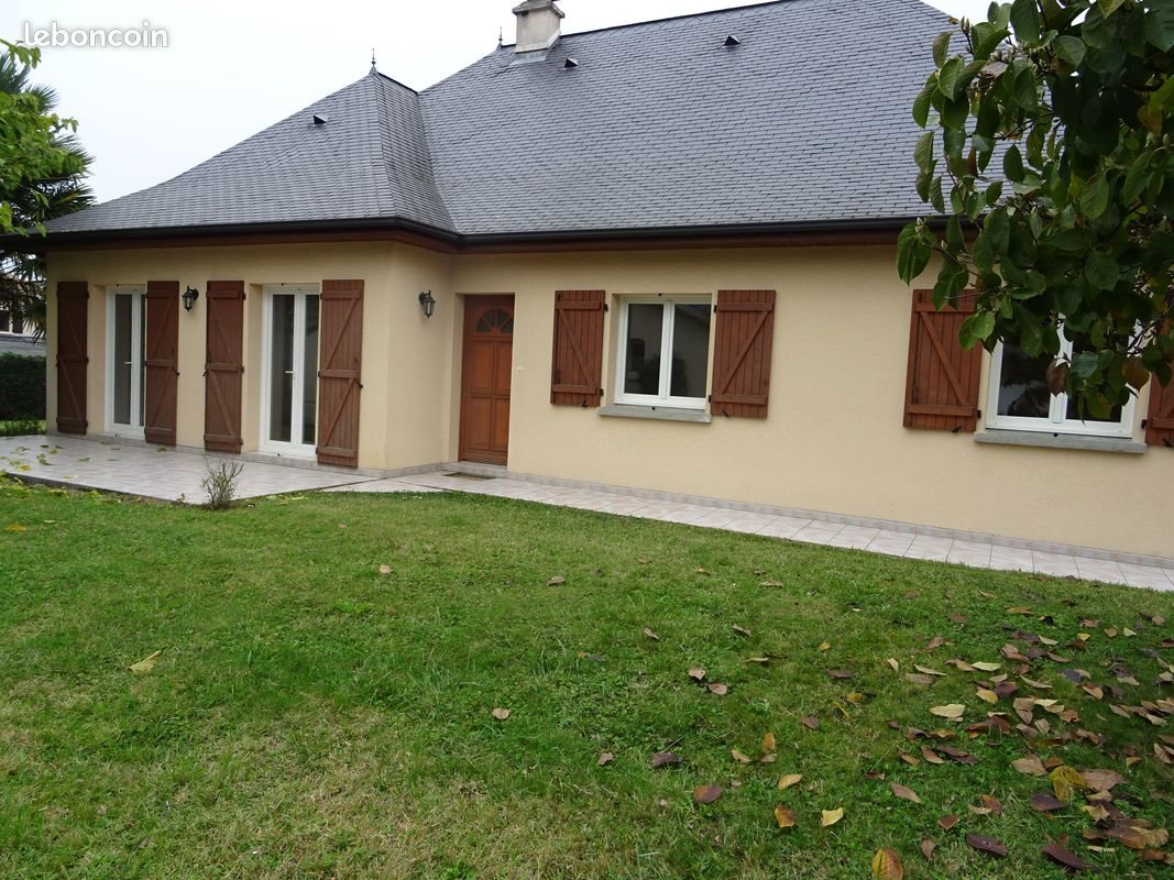 Maison à louer, 120m², Morlaàs