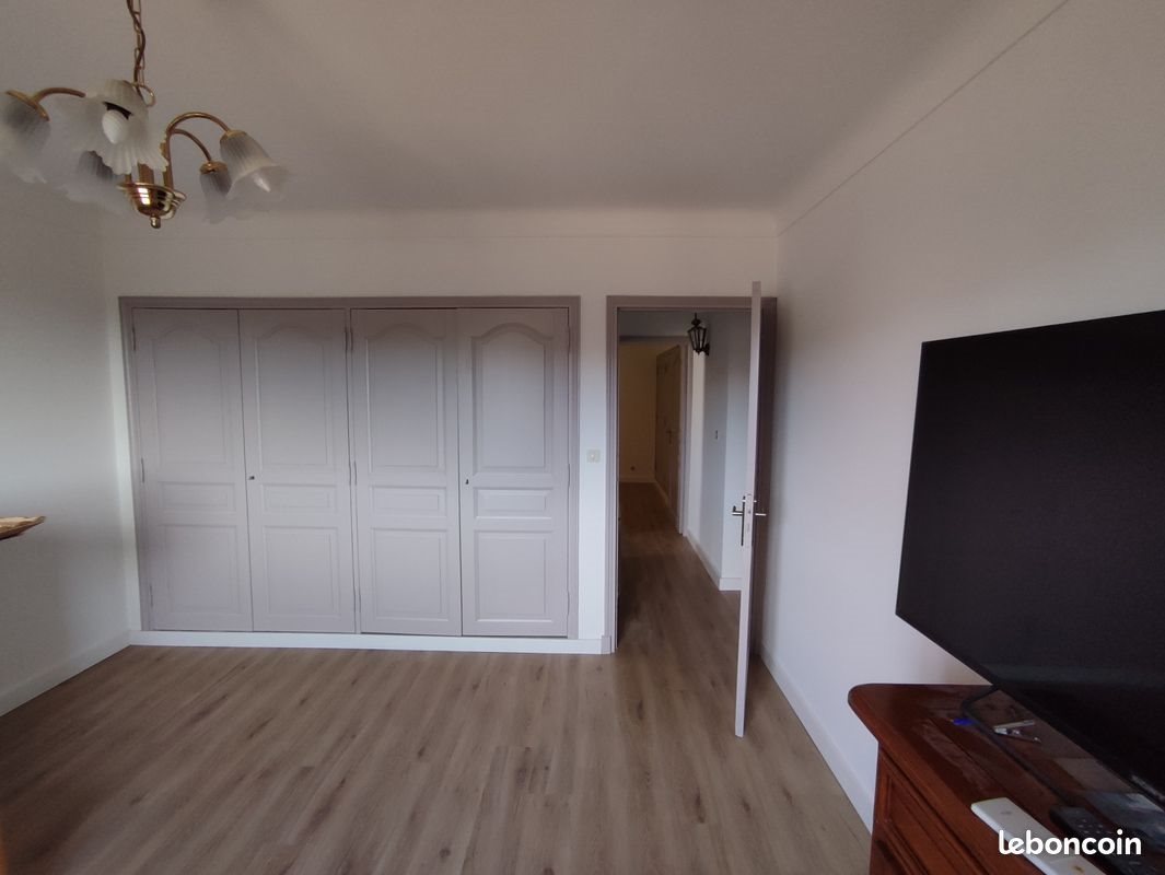 Appartement à louer, 128m², Saint-Laurent-du-Var