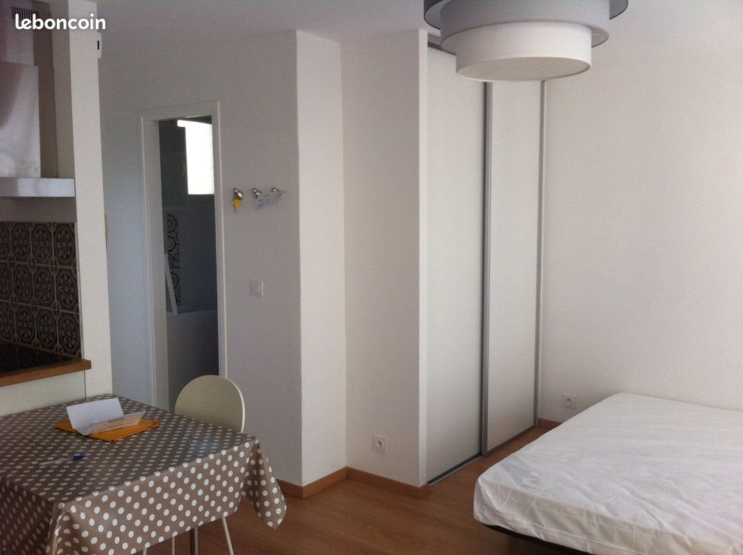 Appartement à louer, 23m², Pau