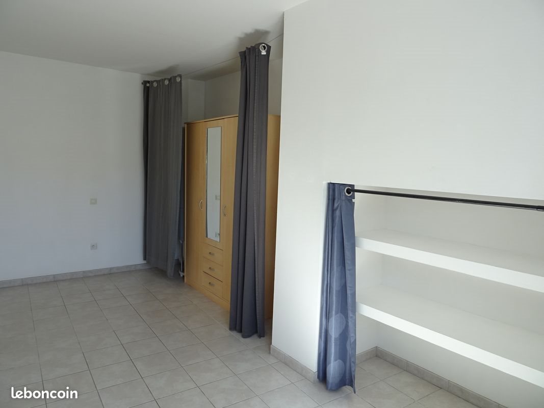 Appartement à louer, 80m², Morlaàs