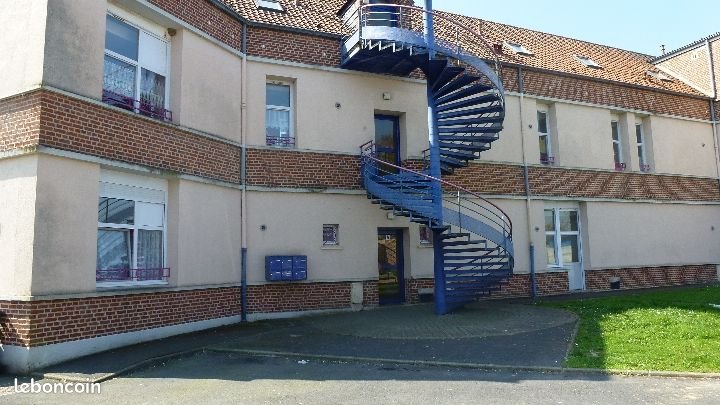Appartement à louer, 80m², Solesmes