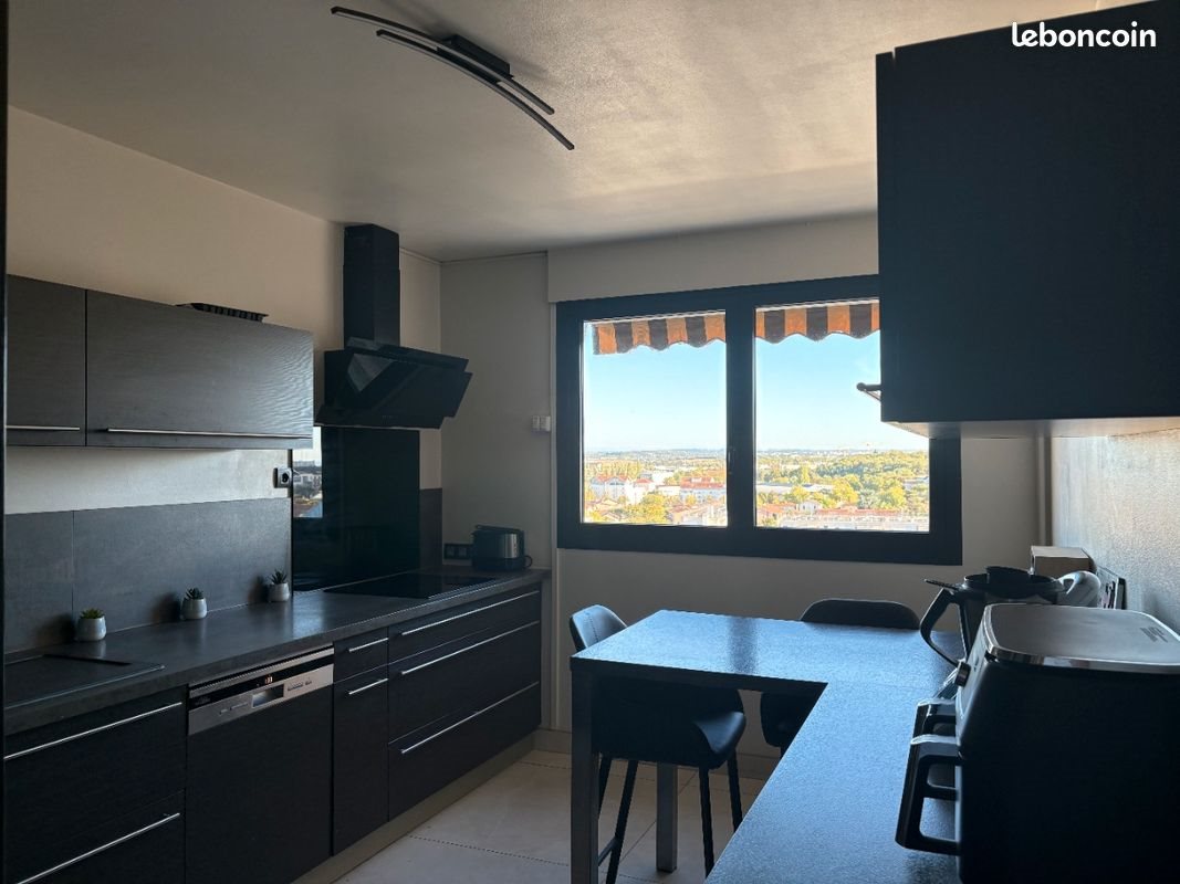 Appartement à vendre, 95m², Bron