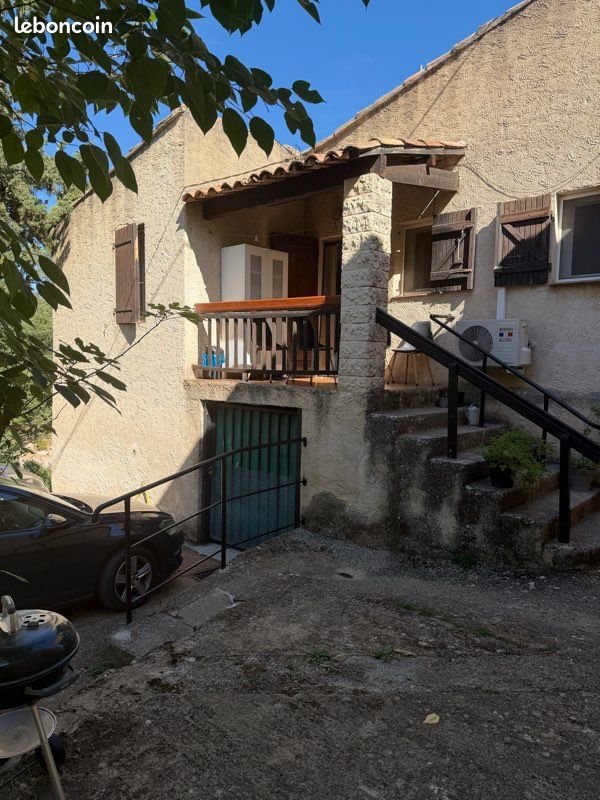 Appartement à louer, 36m², La Bastide-des-Jourdans