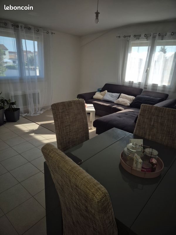 Appartement à louer, 63m², Saint-Just