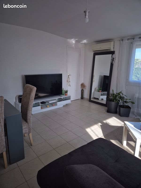 Appartement à louer, 63m², Saint-Just