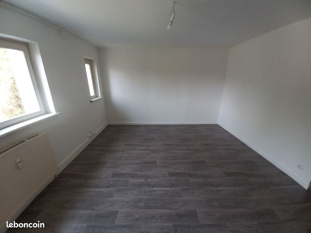 Appartement à louer, 74m², Folschviller