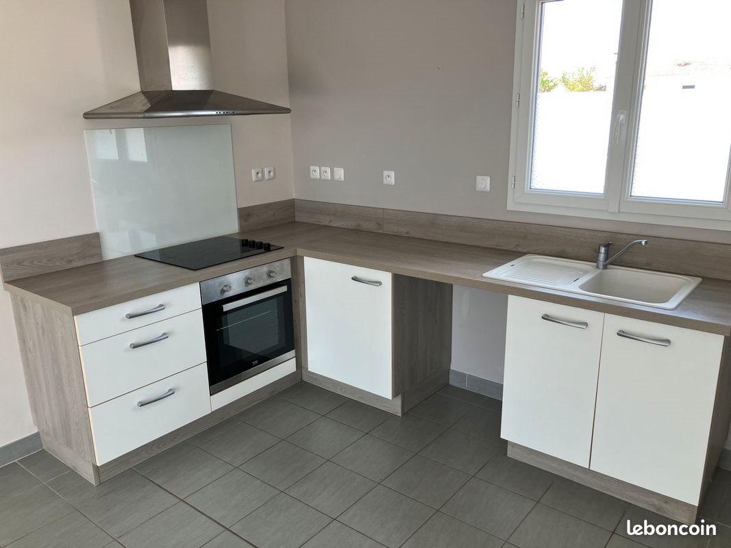 Maison à louer, 83m², Linars