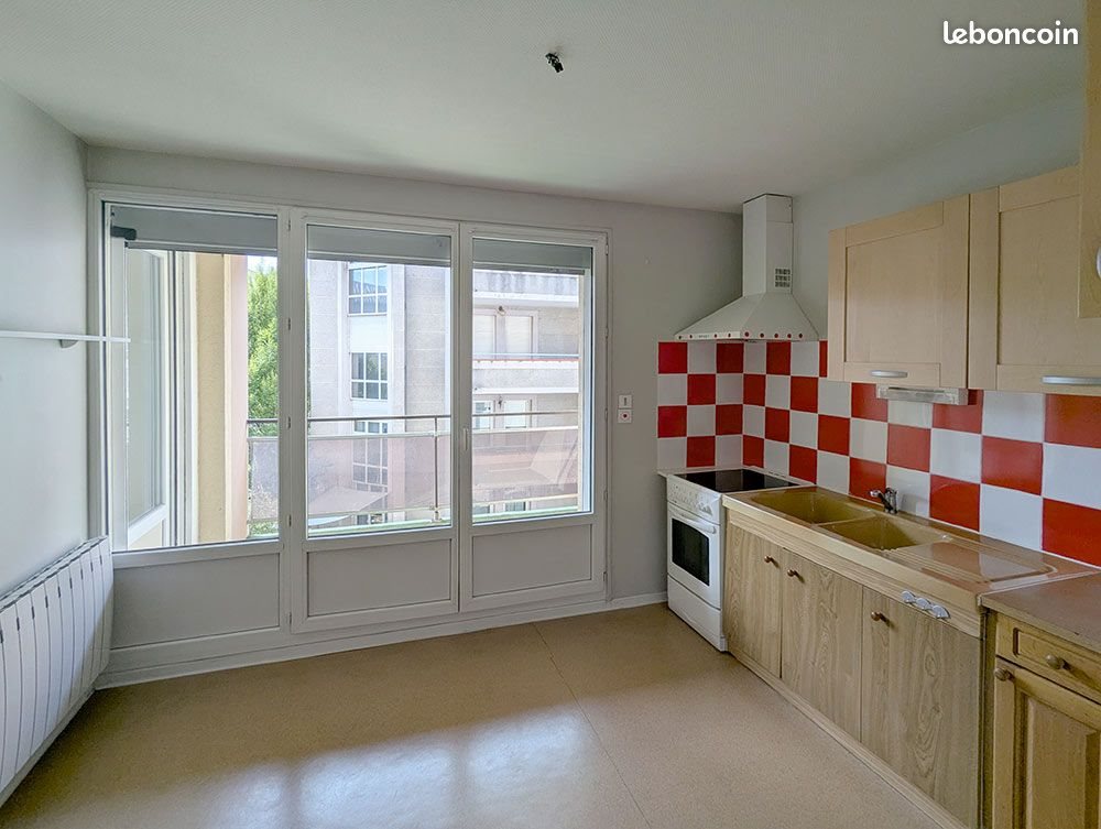 Appartement à louer, 61m², Millau