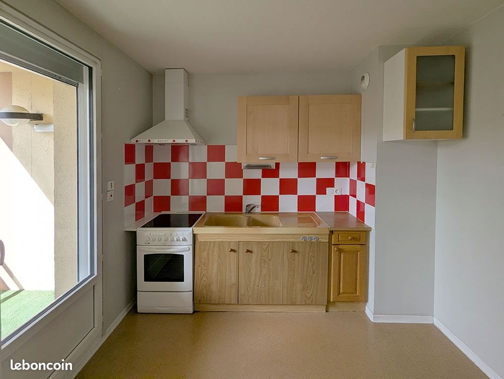 Appartement à louer, 61m², Millau
