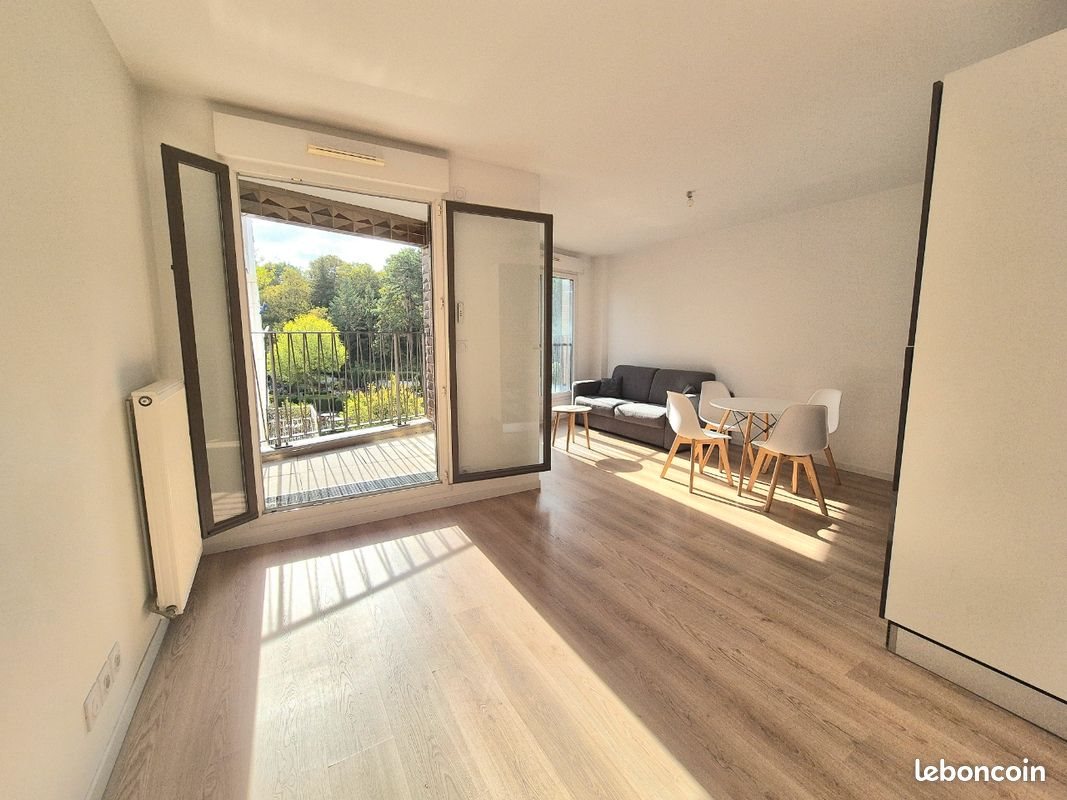Appartement à louer, 33m², Romainville