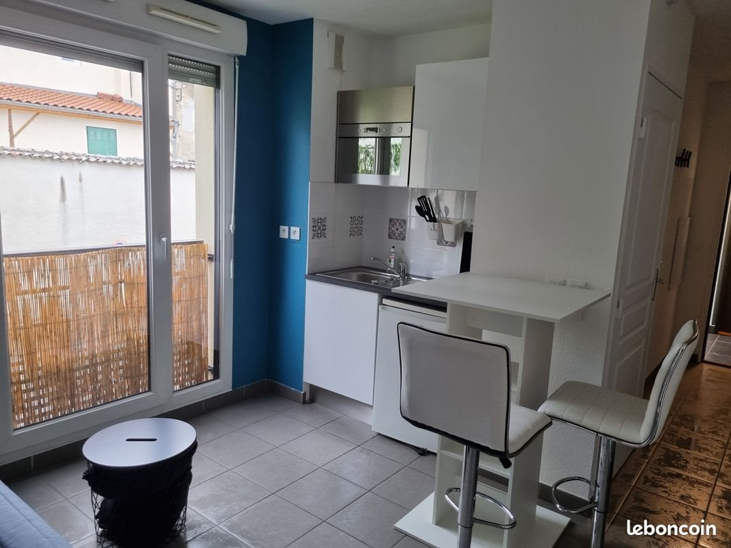 Appartement à louer, 20m², Saint-Genis-Laval