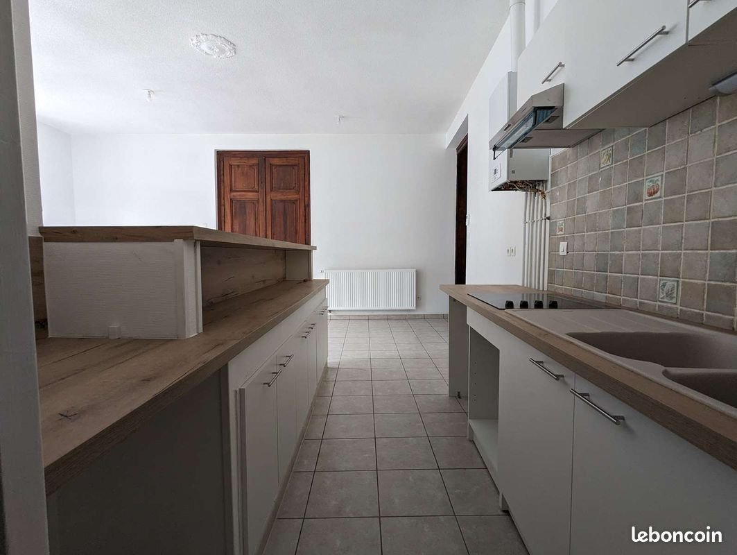 Appartement à louer, 78m², Val-d’Arc