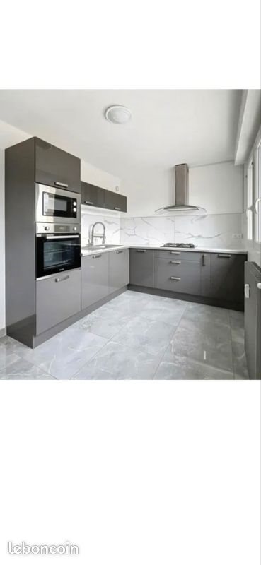 Appartement à vendre, 66m², Pont-Evêque