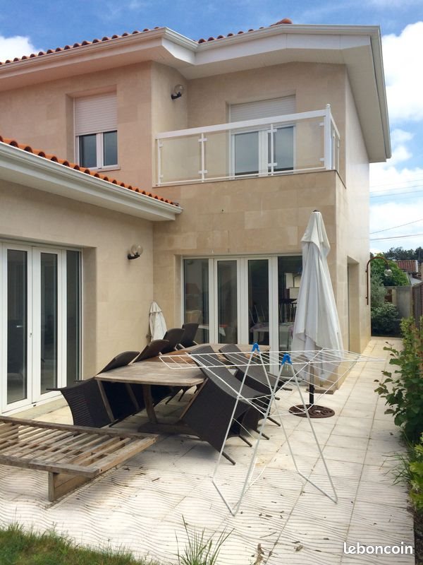 Maison à louer, 101m², Pessac