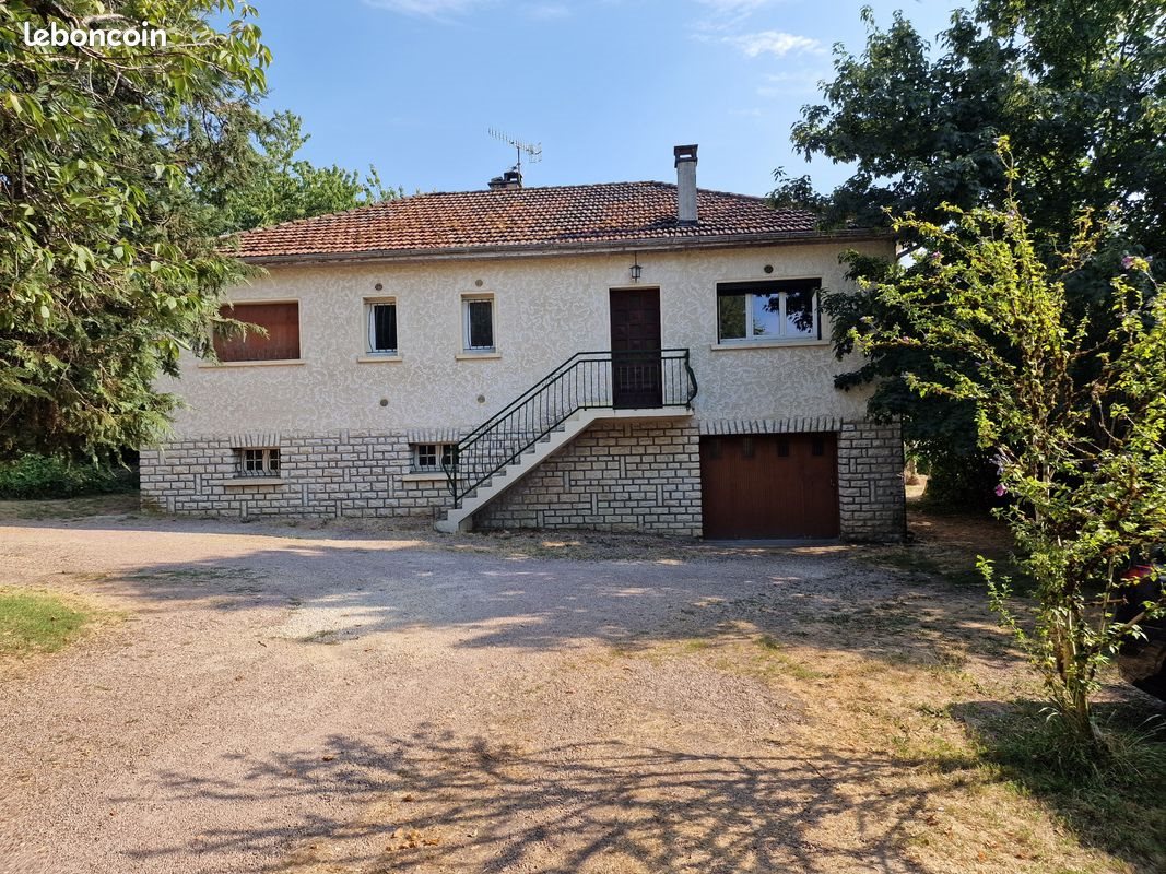 Maison à vendre, 98m², Mensignac