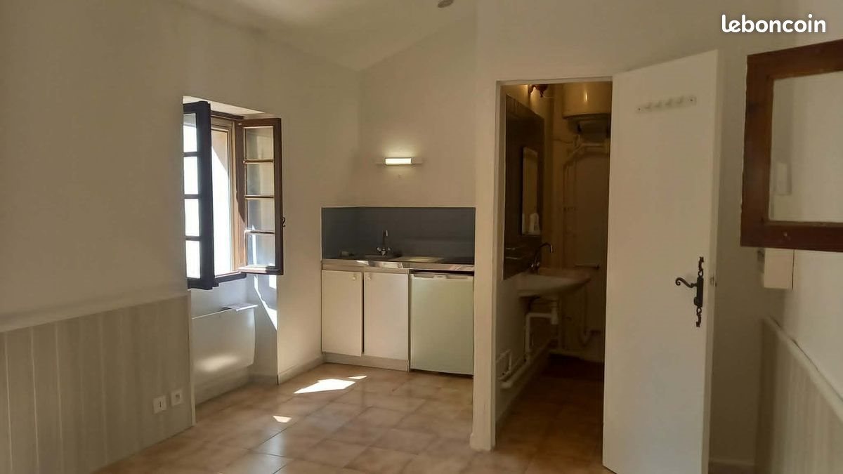 Appartement à louer, 24m², Le Puy-Sainte-Réparade
