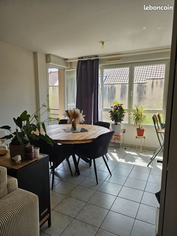 Appartement à louer, 66m², Roubaix