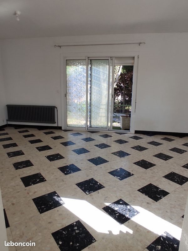Maison à louer, 110m², Lézignan-Corbières