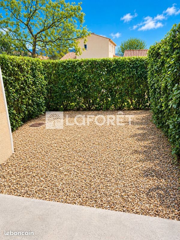 Appartement à louer, 21m², L'Isle-sur-la-Sorgue