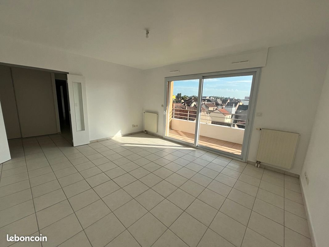 Appartement à louer, 68m², Montceau-les-Mines