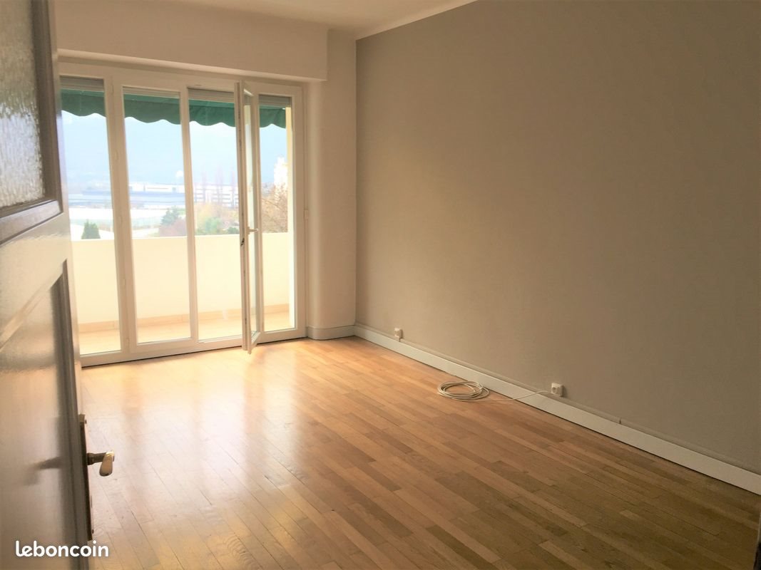 Appartement à louer, 56m², Ambilly