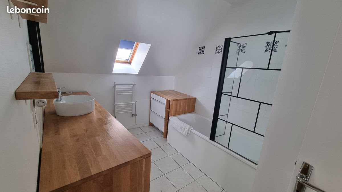 Appartement à louer, 85m², Charolles