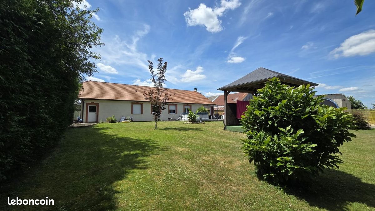 Maison à vendre, 117m², Neuville-lez-Beaulieu