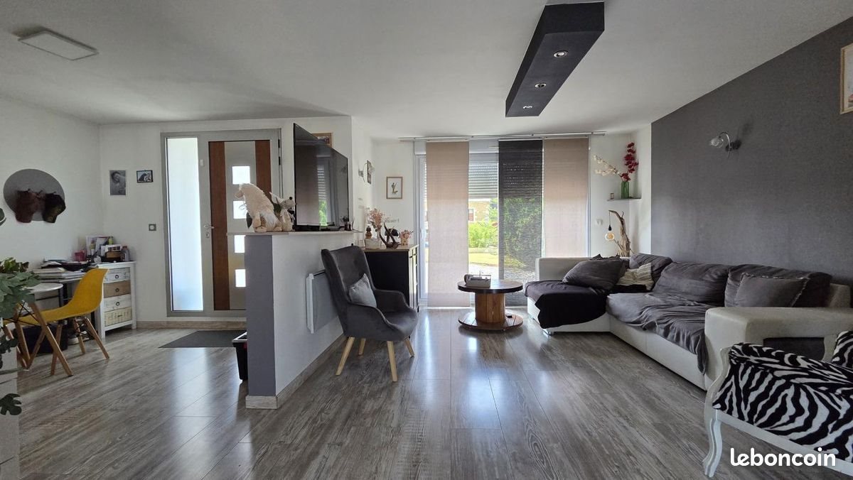 Maison à vendre, 117m², Neuville-lez-Beaulieu